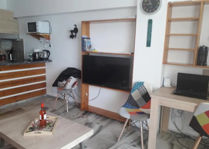 Atlas With Private And Seaview *